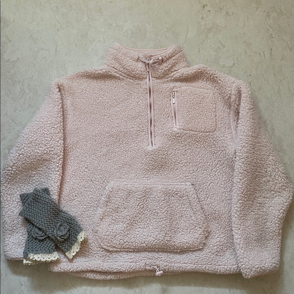 🐻‍❄️🩰 Baby Pink Sherpa Pullover XL - Picture 4 of 8
